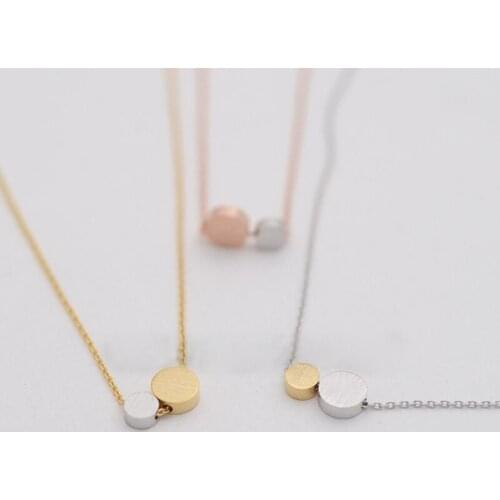 Fashion circle pendant necklaces Big circle and small circle color combination pendant necklaces for women
