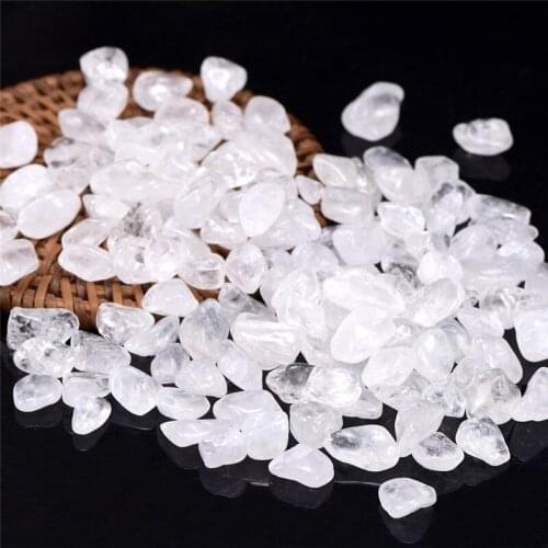 Natural healing crystals clear quartz crystal gravel chips for decorative stone