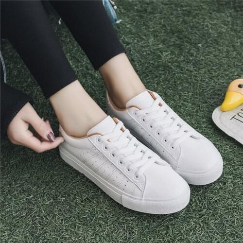 Women Sneakers Leather Shoes Spring Trend Casual Flats Sneakers Female New Fashion Comfort Lace-up Vulcanized Shoes female