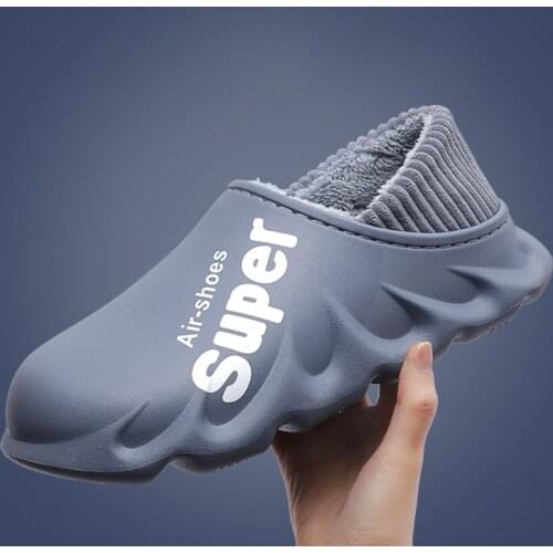 CuddlyIIPanda Men's Slippers