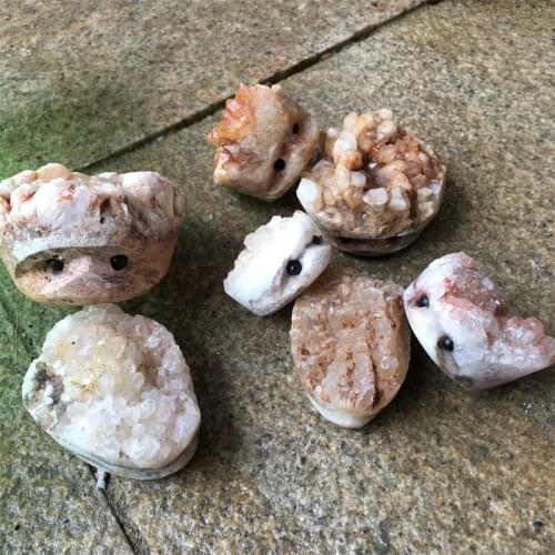 Wholesale natural clear white quartz crystal cluster carved cute hedgehog figurine christmas gift