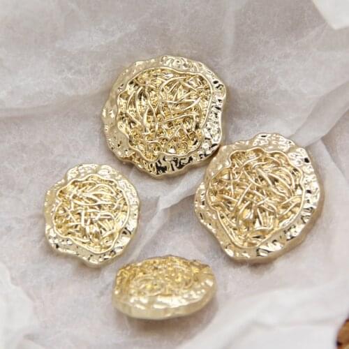 HENGC Vintage Flower Gold Metal Coat Decorative Buttons For Clothing Women Jacket Sweaters Cardigan Sewing Needlework Wholesale