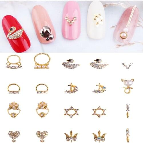100pcs/lot Nail Metal Gold Stud With Clear AB Color Crystal Pearl Heart Round Metallic Stud Alloy Rivet Nail Tip Accessory Stud