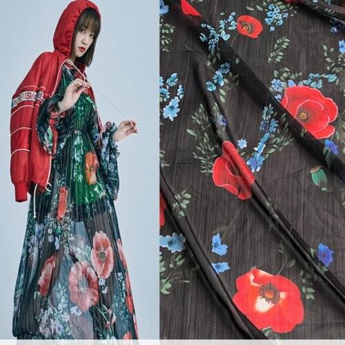 145cm*100cm designer fabric red flower pattern gold silk Shunyu fabric digital printing factory direct sales sewing fabric dress