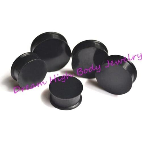Hot Sale Ear Plug Flesh Ear Expander Large Size 22-30mm Black Silicone Earring Jewelry For Women Men