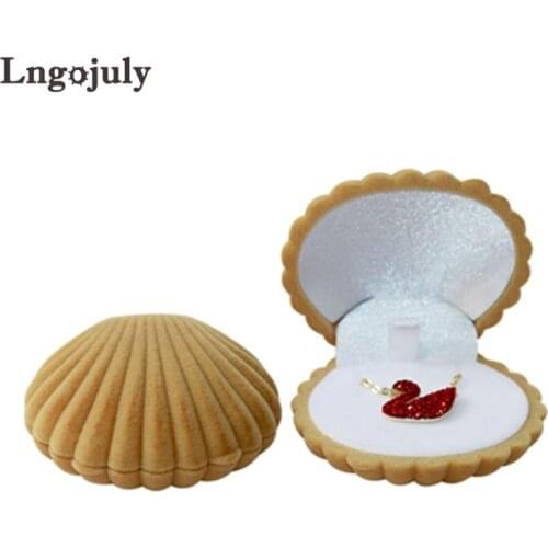 Wholesale Jewelry Packaging Box In Multiple Colour Velvet Shell Box For Ring Gift Box 10 Pieces