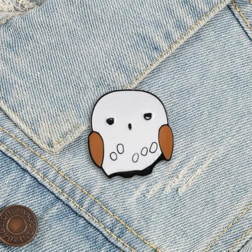 Cute Bird Brooch Cartoon Fledgling Animal Enamel Pins Metal Button Lapel Pin Denim Shirt Fun Badge Vintage Jewelry Gift for Kids