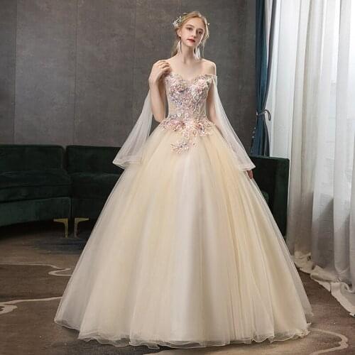 Colored Wedding Dresses Long Length lace flower Sweet Heart Fashion Fantasy Sexy Trailing Bridal Skirt