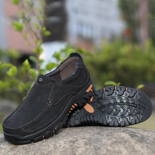 Mens Slip on Outdoor Hiking Shoes Genuine Leather Soft Comfortable Casual Shoes Wear Resistant Big Size Sport Shoes