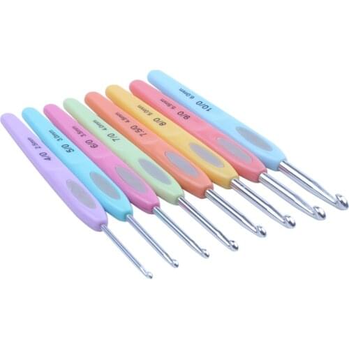 8pcs Colorful Soft Plastic Handle Alumina Crochet Hooks Knitting Needles Set