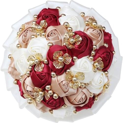 Popular Brides And Bridesmaids Holding Flowers Golden Pearls Rhinestones Satin Roses DIY Bouquet Wedding Supplies W305