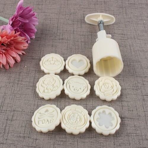 3D Cartoon Rose Flower Mooncake Mold DIY Hand Pressure Bread Cake Biscuits Decior Mould Backing Tool 1 Barrel +8 Stamps Set