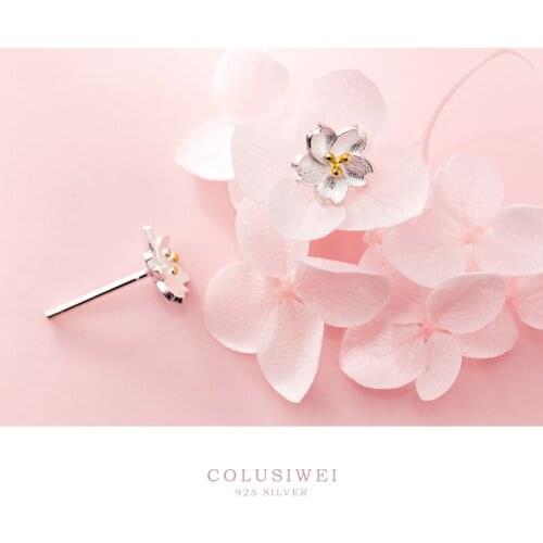 Colusiwei Hot Sale 925 Sterling Silver Cherry Blossom Stud Earrings for Women Fashion Daisy Flower Earrings Fine Jewelry