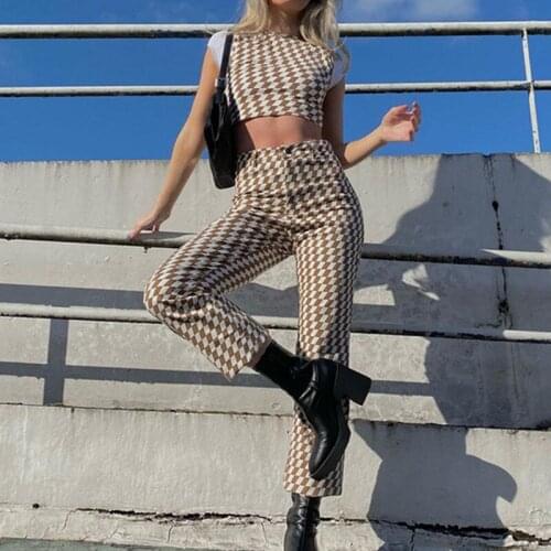 2-Piece Sets Retro Brown Argyle Plaid Women Outfits Sleeveless Crop T Shirts+Flare Pants 2021 Summer New Preppy Style Streetwear
