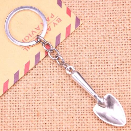 20pcs New Fashion Keychain 51 mm shovel spade trowel gardening Pendants DIY Men Jewelry Car Key Chain Souvenir For Gift