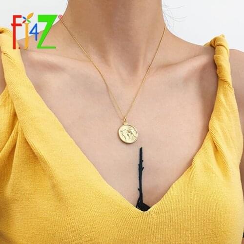F.J4Z New Hot On Ins Coin Necklace Fashion Vintage Alloy World Map Embossed Round Pendant Women Necklace Short Chain