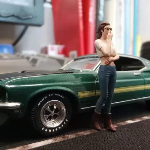 Mini Girl Doll 1:64 Scale Kristen Car Scene Character Simulation Resin Figure Vehicle Model Toy Accessories Display