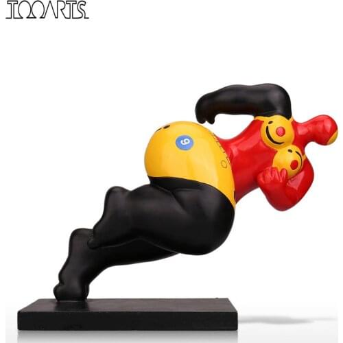 Tooarts Dashing Fat Woman Fiberglass Sculpture Exaggerative Modeling Decorative Ornament Artwork Home Decoration