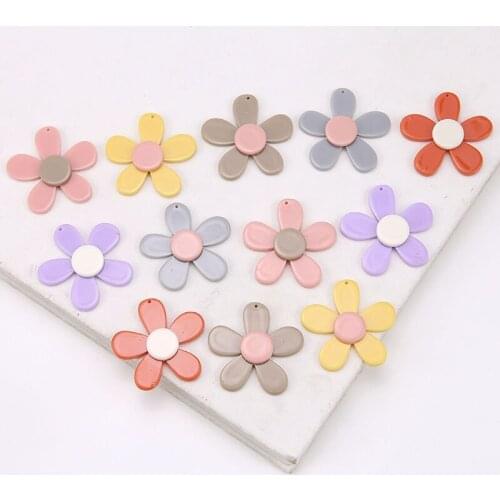 Newest 50pcs 33*33MM Solid Colors Resin Spring Flowers Charms Ornament Accessories Jewelry Palstic Earring Floating Pendants