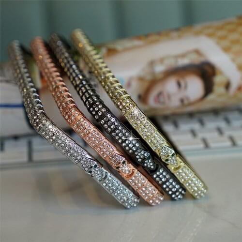 Glitter Diamond case for iphone 6 6s 7 8 plus 11 12 Pro max X XS Max XR 12mini Metal Frame Luminous Shockproof Aluminum Bumper