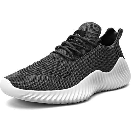 2021 High Quality Men Running Shoes Fly-Knitting Sports Shoes Breathable Big Size Trendy Sneakers Lightweight Sneakers