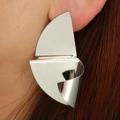 Exaggerated Geometric Stud Earrings for Women Vintage Fashion Jewelry Metal Wave Punk Style Female Personality pendientes 2020