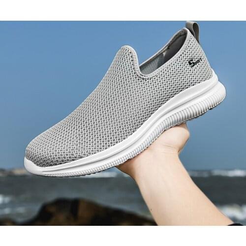 Classic Women Sock Running Shoes Breathable Walking Jogging Sneakers Slip-On Light Men Loafers Outdoor Casual Tenis Footwear