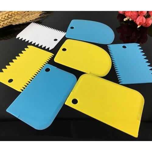 Cake Scraper Three-Piece Suit White Yellow Blue Green Pp Plastic Baking DIY Tool