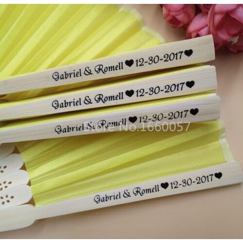[Auviderin] 100pcs Hand Fan Personalized Names & Date for Wedding Gift in Organza Gift Bag by Express Shipping