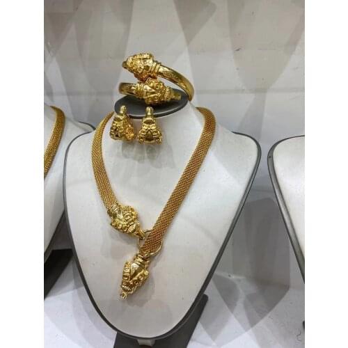 Fashion Nigerian Woman Wedding African Beads Jewelry Set Gold Color Fashion Dubai Gold Color Bridal Gift