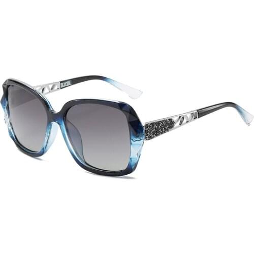 New Womens sunglasses Fashion polarizer UV resistant