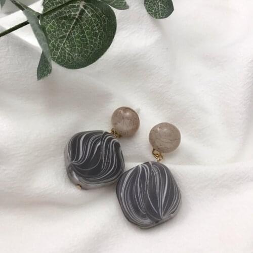 Ear clip popular Europe and the United States, Japan and the irregular pattern temperament fashion contracted joker