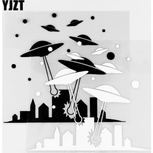 YJZT 14.6×13.2CM Alien Space UFO Guest Vinyl Decal Mural Art Decoration Car Sticker Black / Silver 10A-0628