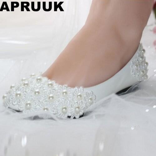 Plus size 40 41 white lace pearls wedding shoes woman round toe slip on handmade laces shoes parties lady dinner shoe