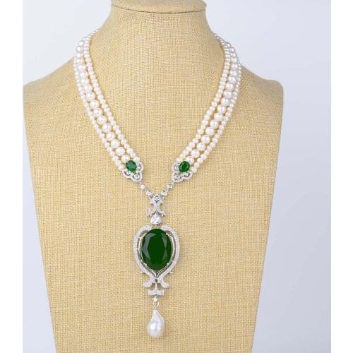 19'' 3 Strands Cultured White Pearl Green Crystal Keshi Pearl Pendant Necklace