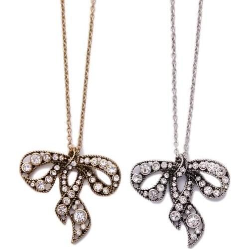 Bulk Price Hot Sell Korea Bowknot Design Pendant Necklace For Girls Cute Fashion Crystal Jewelry Charm Necklace Wholesale