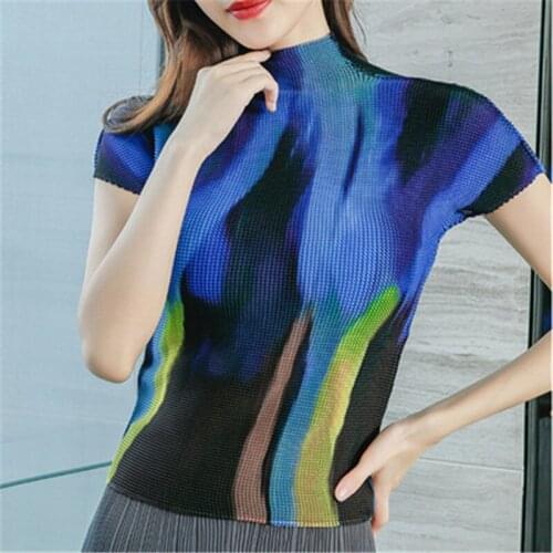 Miyake pleated print top womens 2021 summer new fashion slim slimming half-high collar short-sleeved T-shirt heavy industry