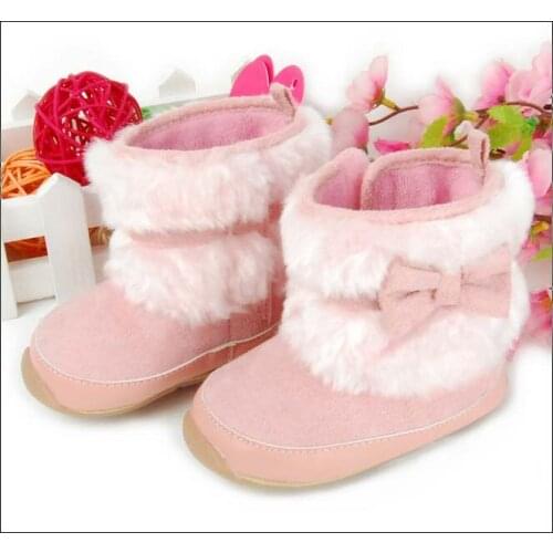 2015 New popular arrival pink baby girls boots with bowknot Adorable furry baby shoes Soft bottom baby first walkers 12-14 cm