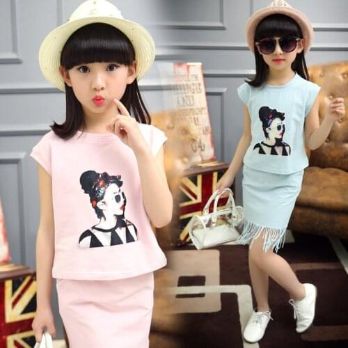 2017 New Summer New Korean Girls Cartoon Short Sleeved T-shirt + Tassel Skirt Girl Summer Suit