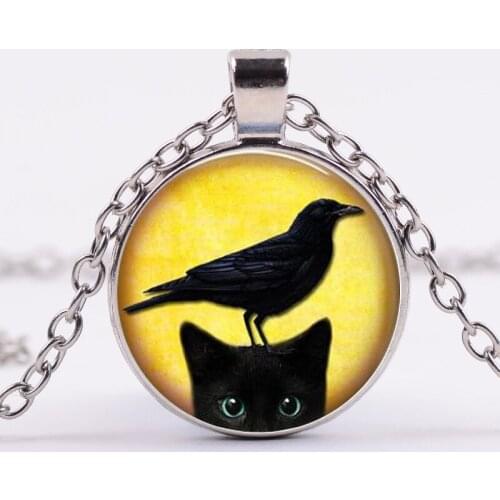 Fashion Cute Black Cat Crow Round Glass Pendent Necklace Pet Bird Necklace for Women Men Girls Kids Neck Collar Jewelry Gift