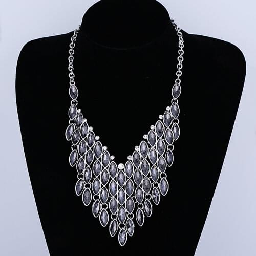 Luxury Big Crystal Statement Bib Necklace Silver Plated and Gold Color Metal Fashion Pendant Necklaces for Women