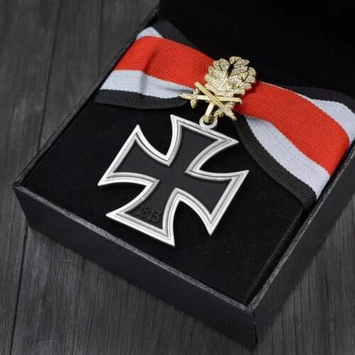 Top Quality 1813 1939 Iron Cross Medal with Diamond Oak Leaf with certificate and Box