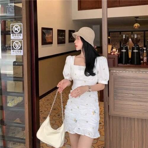 2021 Retro white Floral Print Fashion Summer Women Sundress Mini Dresses Puff Sleeve Square Collar Sexy Ruffles Party Dress