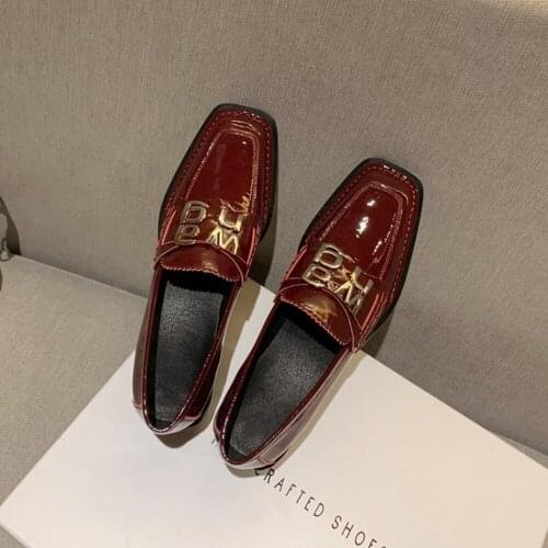 OLOMLB Womens Patent Leather Loafer Square Toe Wingtip Block Heel Casual Shoes Creepers OL Career Fashion 2021 New