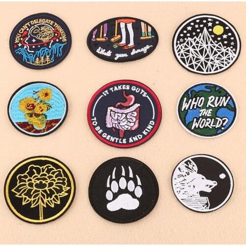 20pcs/lot Round Embroidery Patches Letters Gold Clothing Decoration Strange Things Flower Wolf Iron Heat Transfer Applique