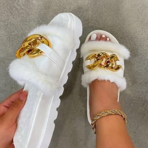 2021 Summer Plush Slippers Fashion Open Toe Solid Color Womens Sandals Metal Chain Outdoor Casual Womens Shoes Plus Size 43