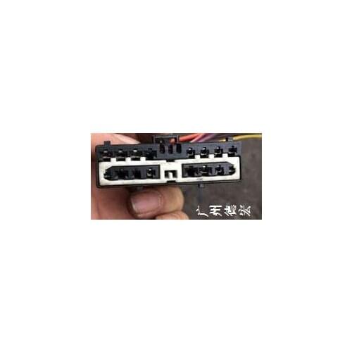 1PCS FOR Ford / Mondeo headlight switch plug connector USED