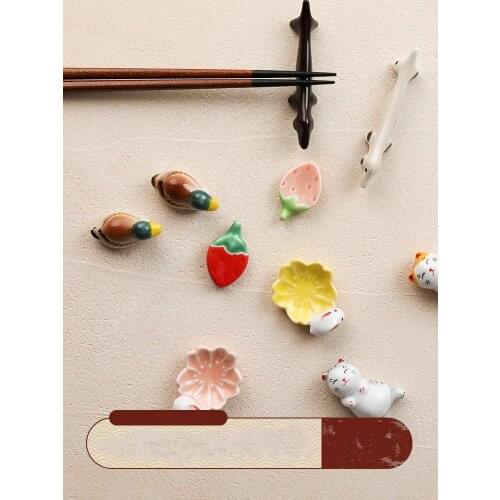 Fruit animal ceramic chopstick holder, creative and lovely, ceramic household chopstick pillow, chopstick holder, spoon holder