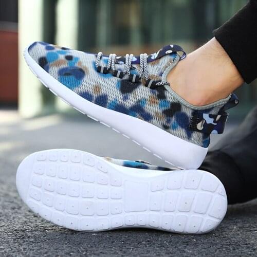 Mens Shoes Walking Sneakers Casual Womens Sneakers Light Male Breathable Mesh Couple Camouflage Flat Outdoor Gym Shoes 36-47