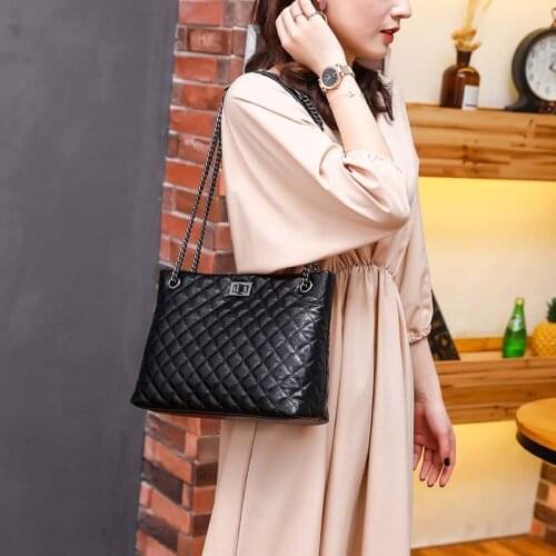 Lattice Big Tote bag 2020 Fashion New High Quality Leather Womens Designer Handbag High capacity Chain Shoulder Messenger Bag